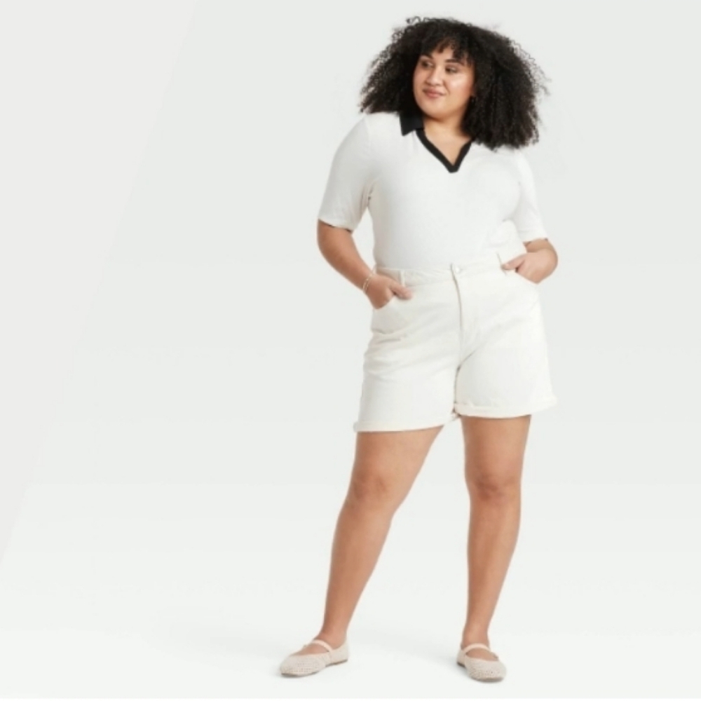 Ava & Viv Women's Light Cream Jean Shorts